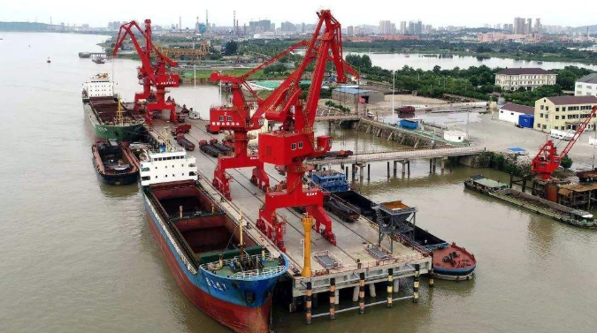 松滋概述露天料场港口封闭问题的实行方法